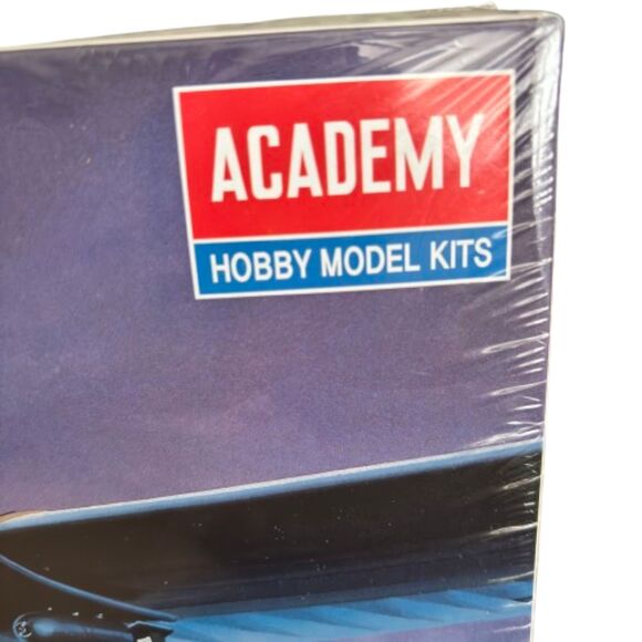ACADEMY HOBBY MODEL KIT PBY-5A BLACK CAT B64 CATALINA 1:72 SCALE MODEL SEALED - Picture 4 of 5